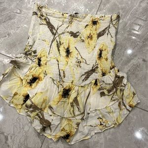 DYNAMITE floral peplum top